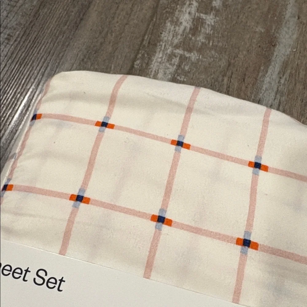 Room Essentials Twin/XL sheet set